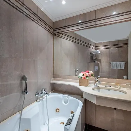 Otel London Paris