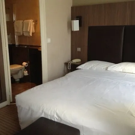 Otel London Paris
