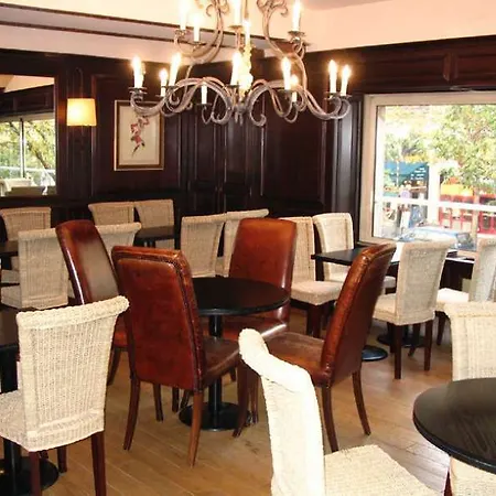 Hotel London 3*