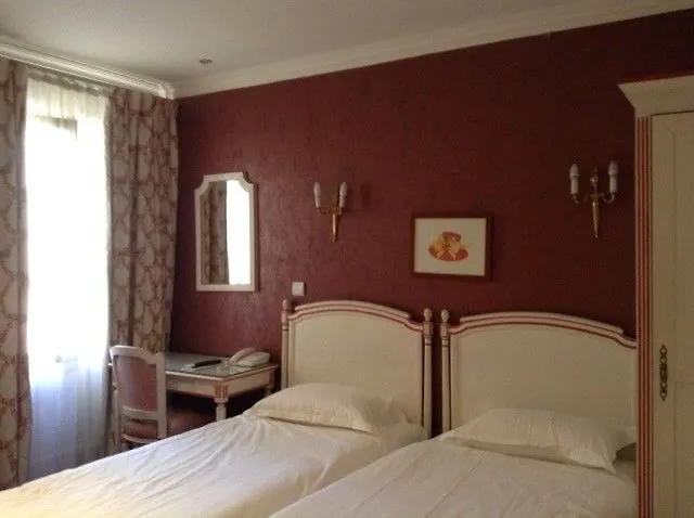 London Hotel