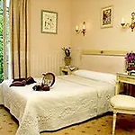 London 3* Paris