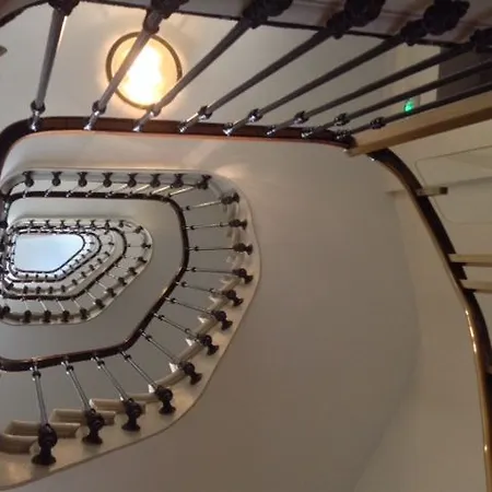 Отель London Париж